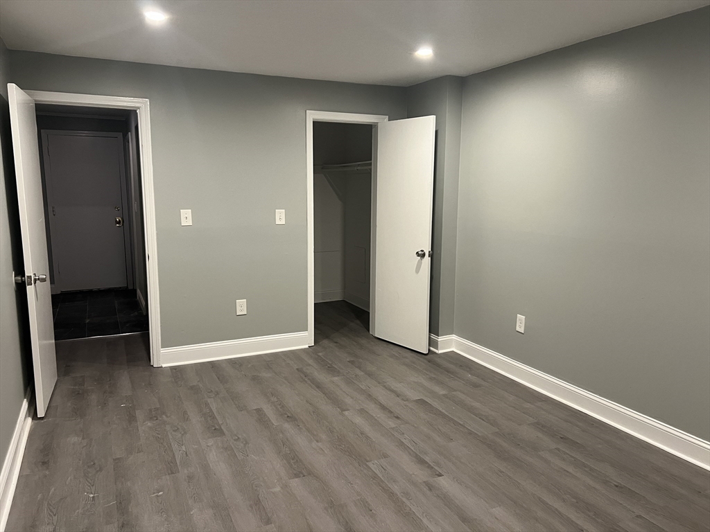 151 King St # 108