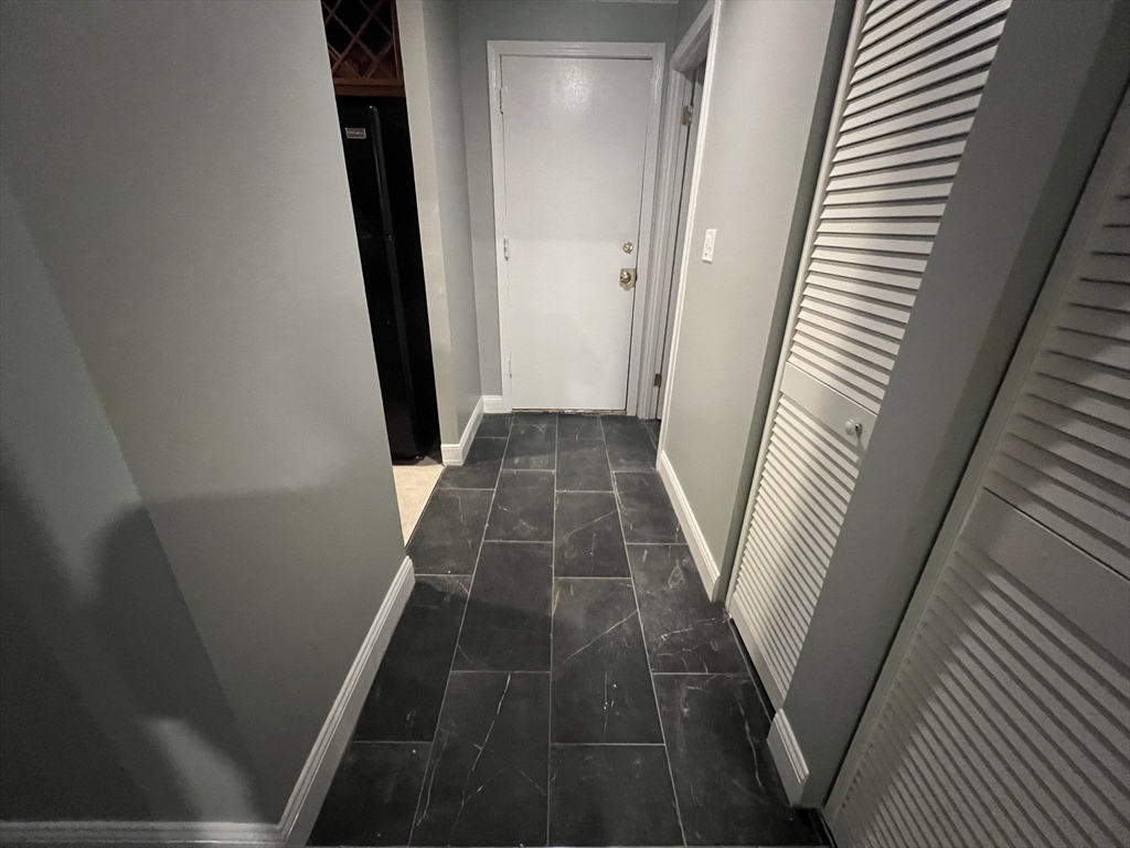 151 King St # 108