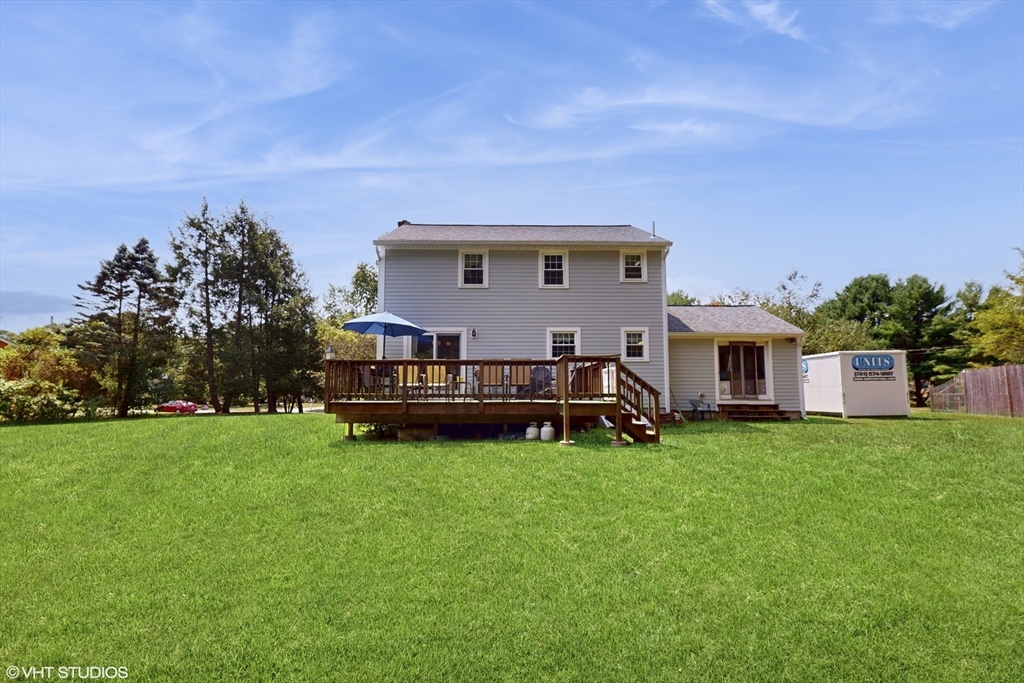 6 Independence Ln
