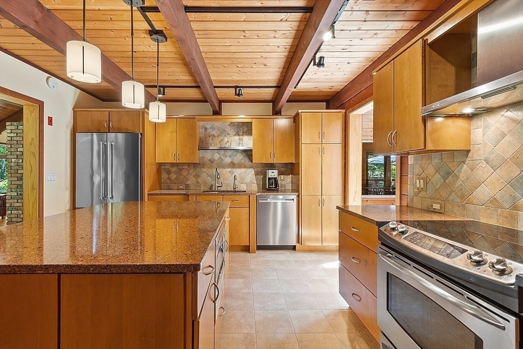 105 Flanagan Hill Road