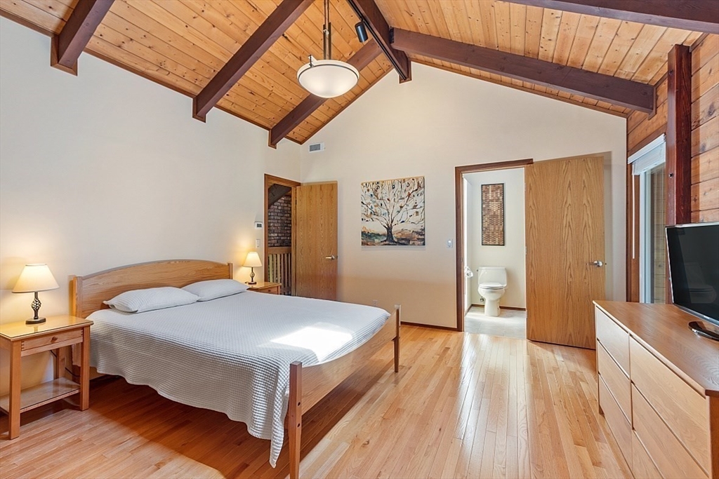 105 Flanagan Hill Road