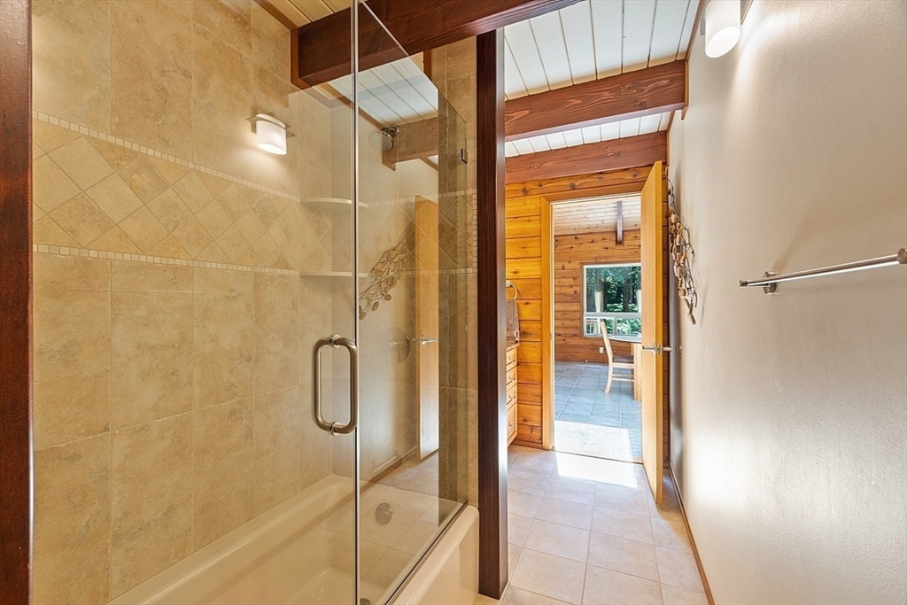 105 Flanagan Hill Road