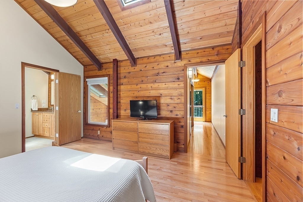 105 Flanagan Hill Road