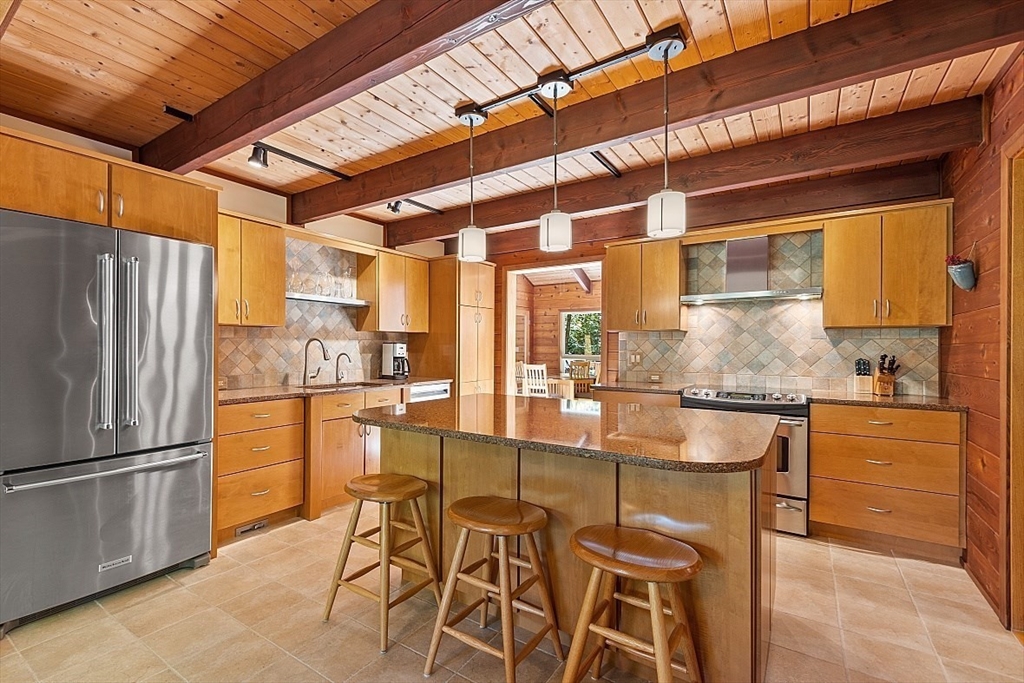 105 Flanagan Hill Road
