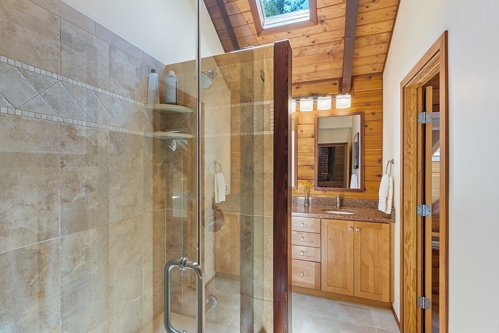 105 Flanagan Hill Road