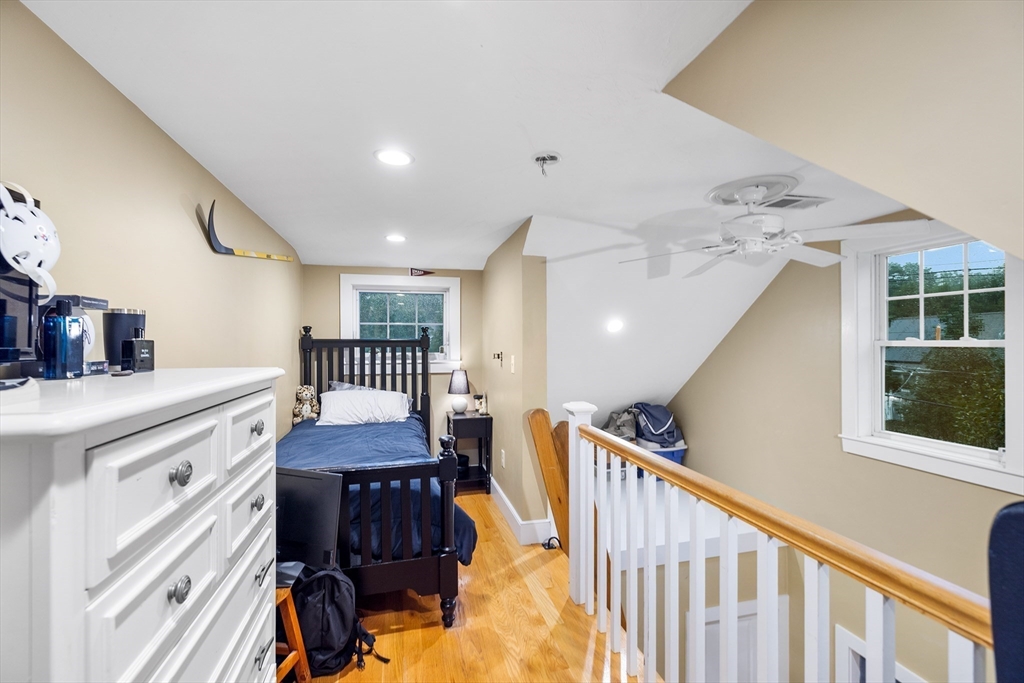 5 Bailey St