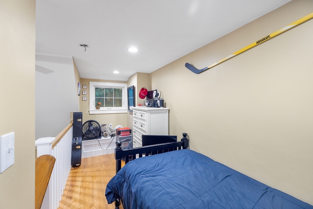 5 Bailey St