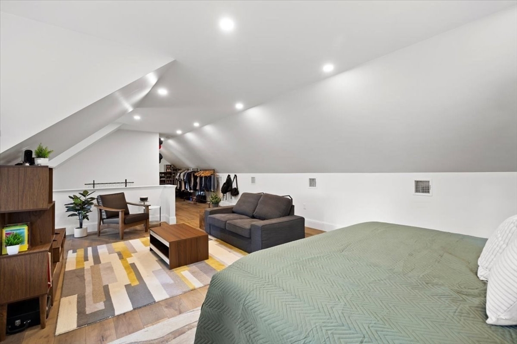 103 Plantation Cir