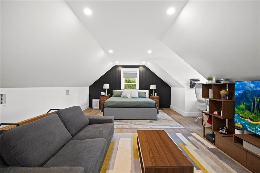 103 Plantation Cir