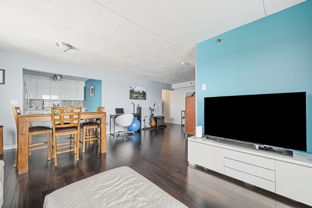 200 Cove Way # 1012