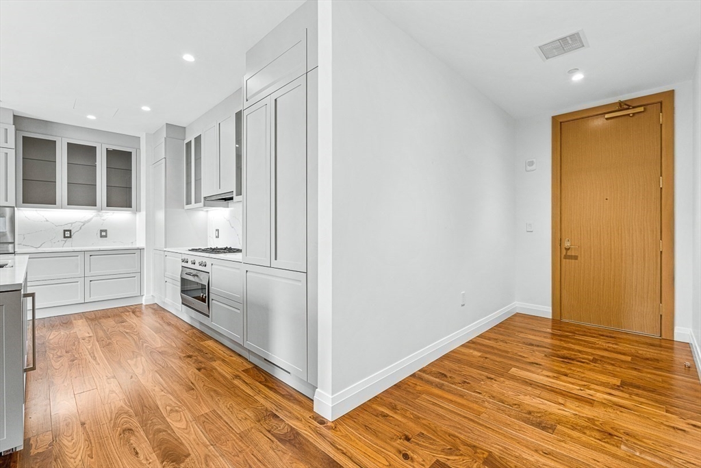 110 Sudbury St # 4603