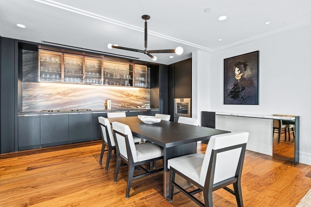 110 Sudbury St # 4603