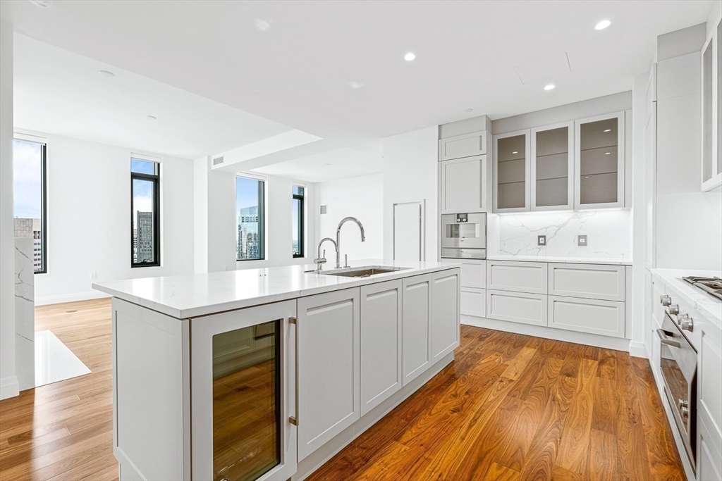110 Sudbury St # 4603
