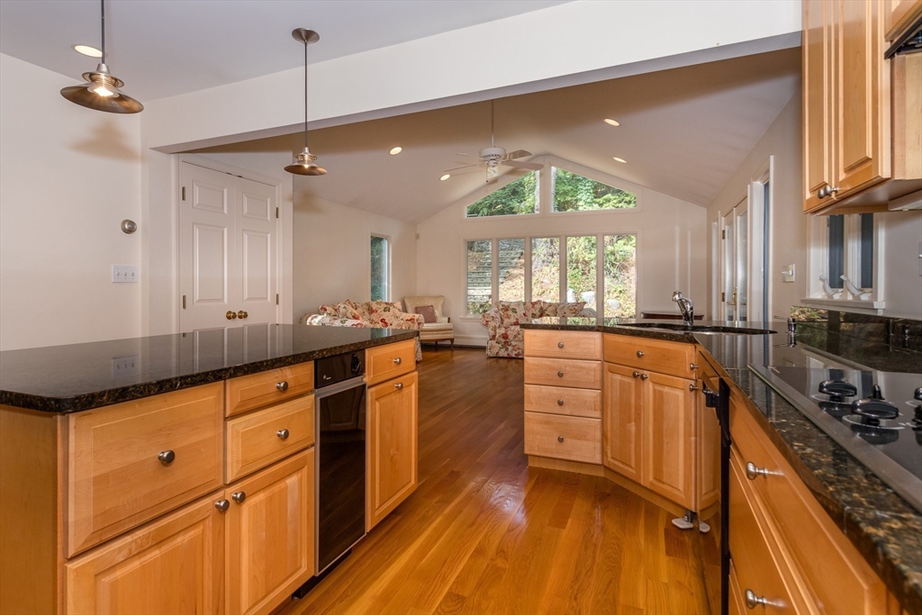 85 Moss Hill Rd