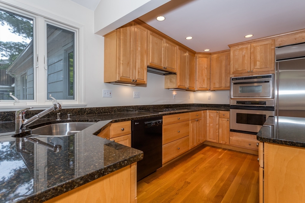 85 Moss Hill Rd