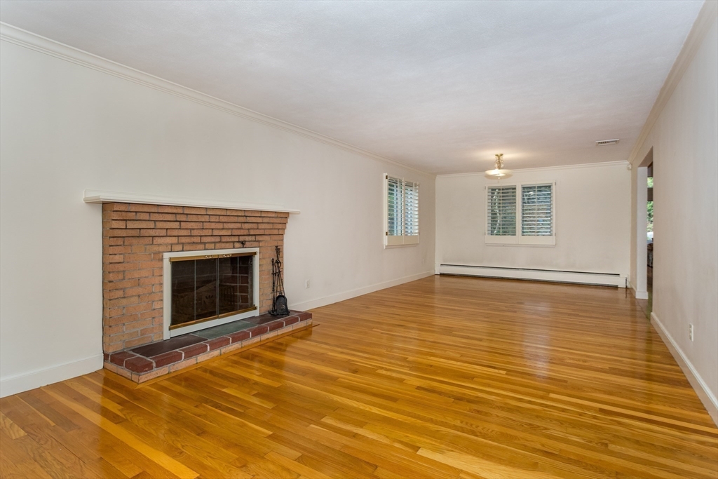 85 Moss Hill Rd