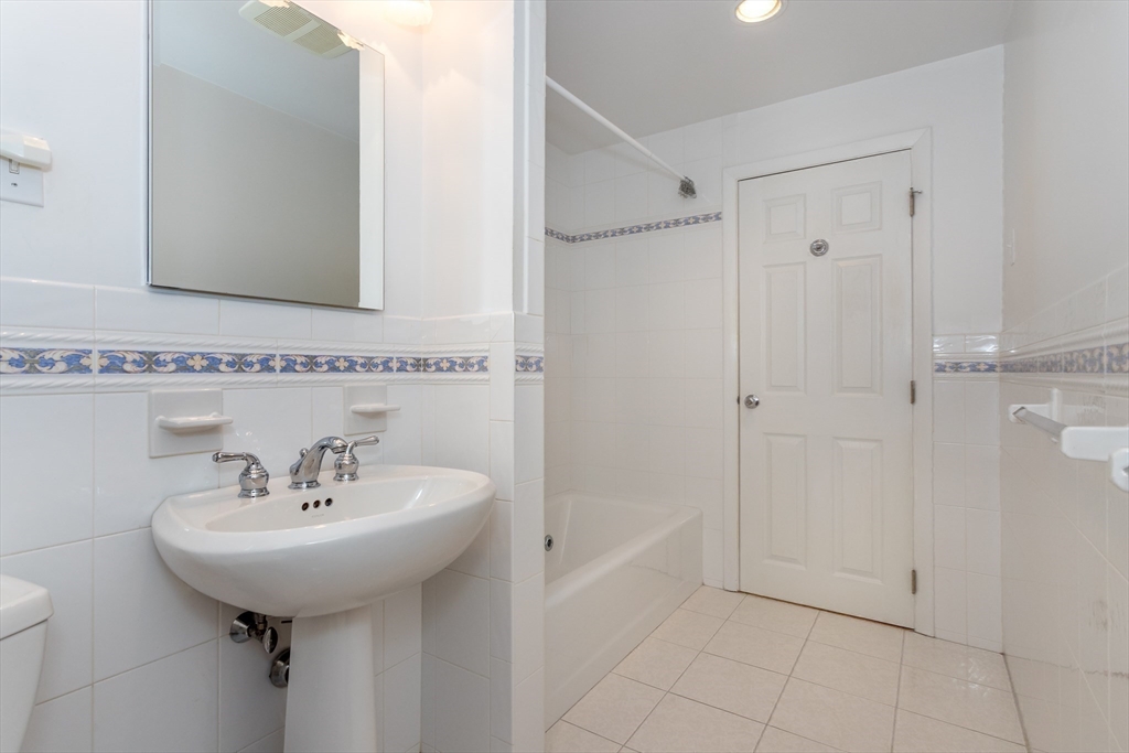 85 Moss Hill Rd