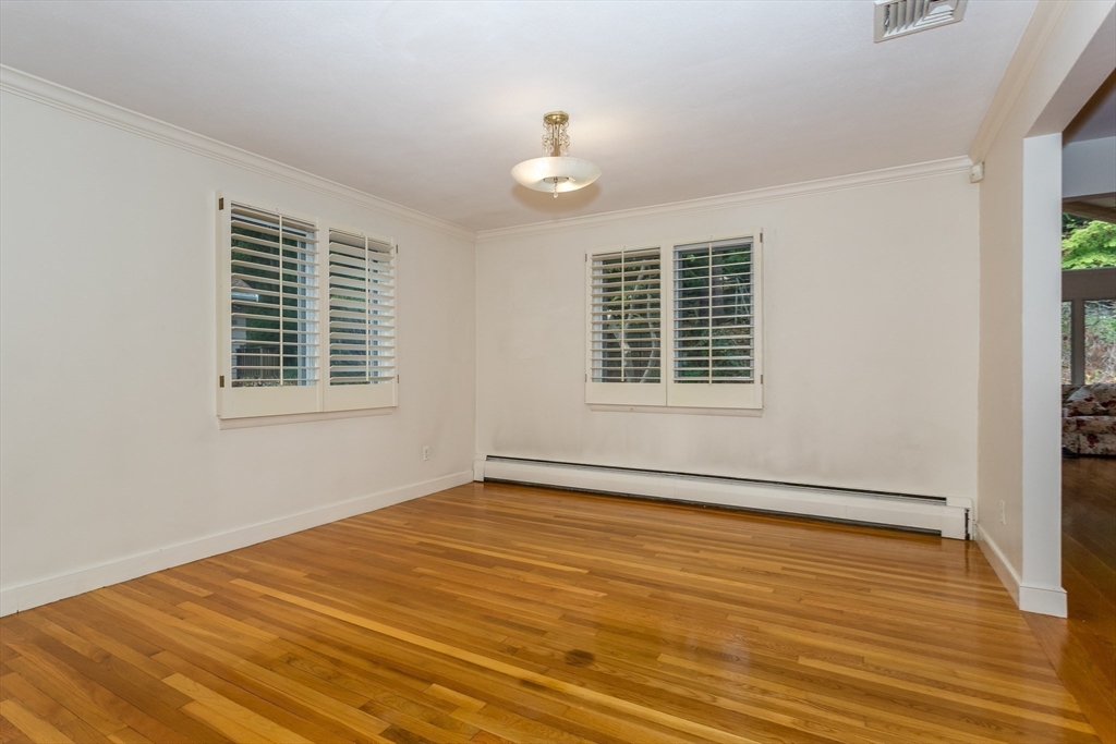 85 Moss Hill Rd