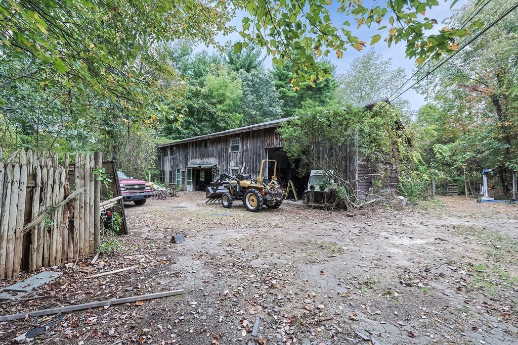 151 Farm St