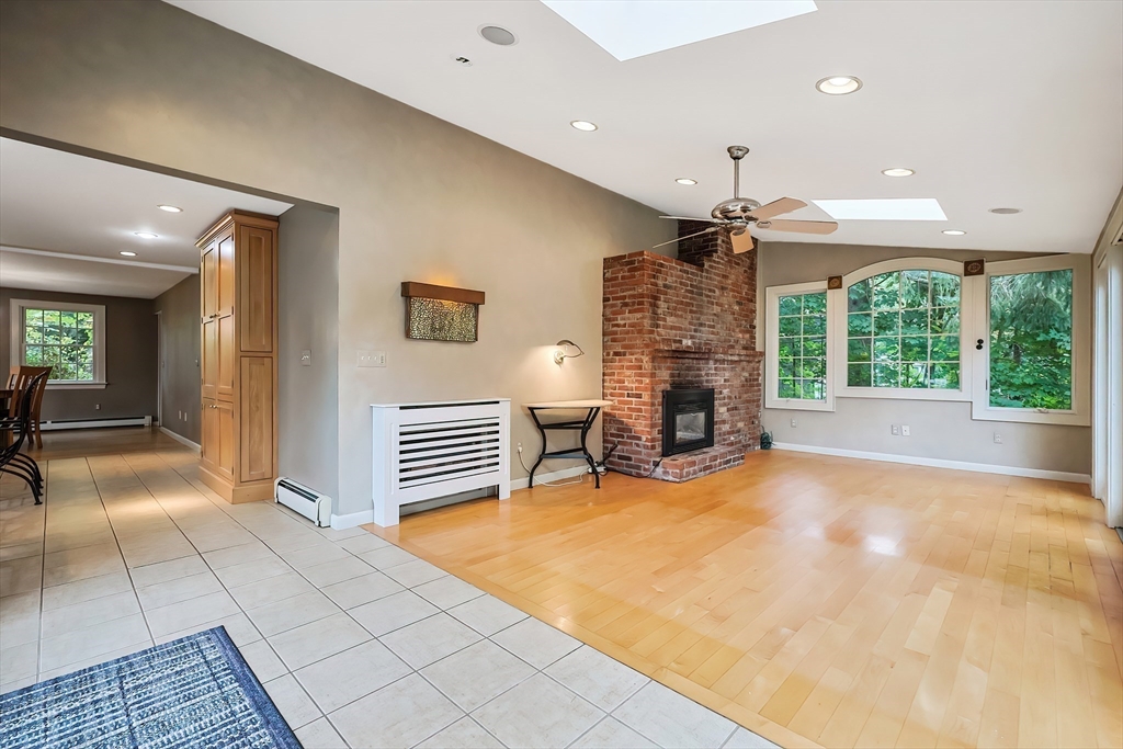 151 Farm St