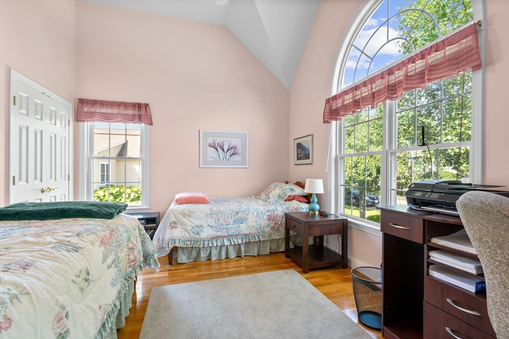 4 Winthrop St