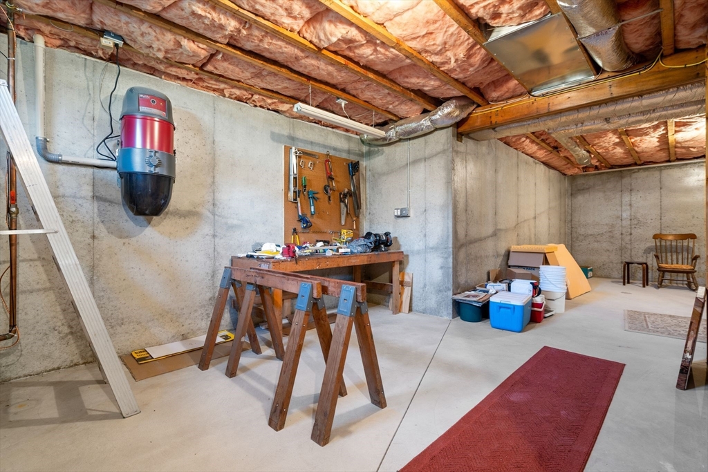 4 Winthrop St