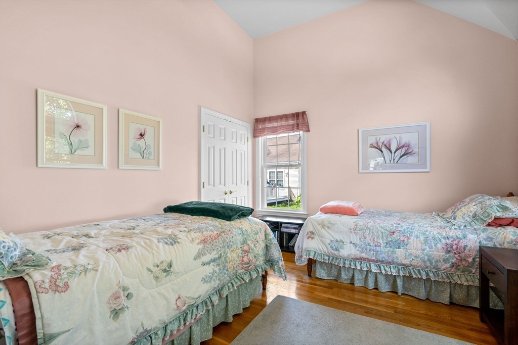 4 Winthrop St