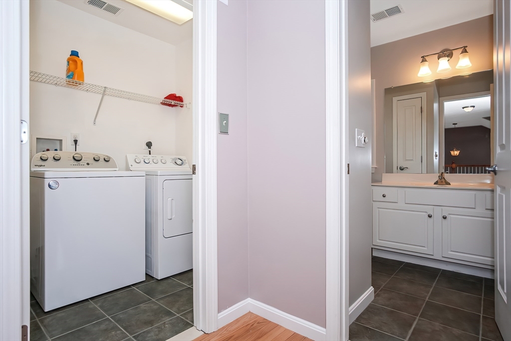 26 Daisy Ln # 26