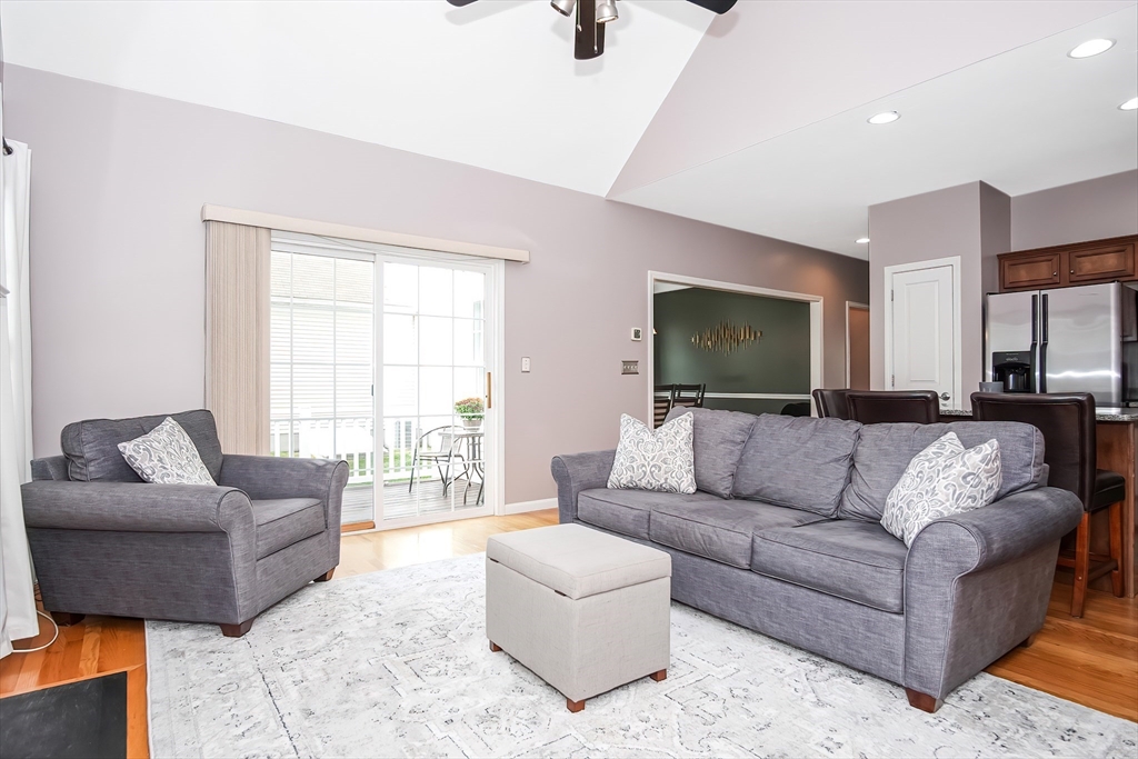 26 Daisy Ln # 26