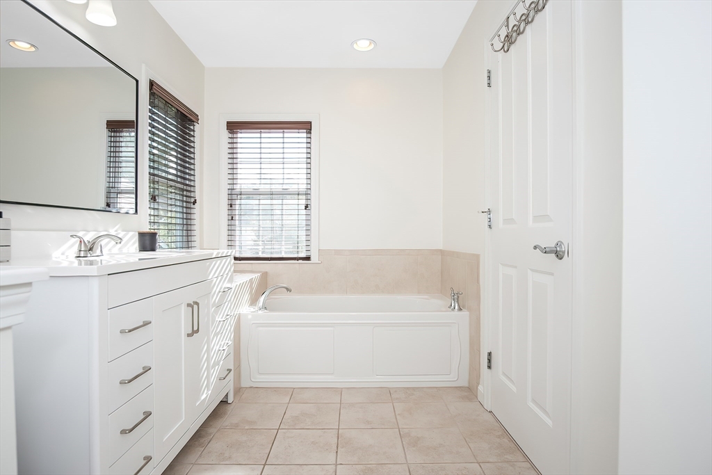 26 Daisy Ln # 26