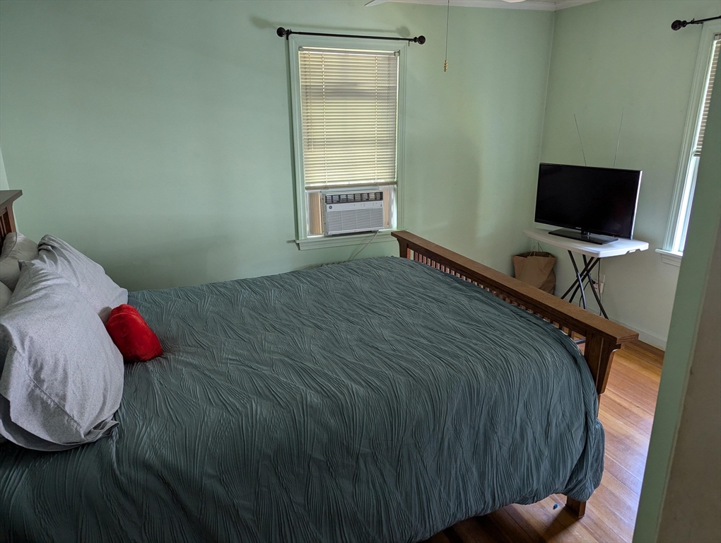 105 Commonwealth Ave