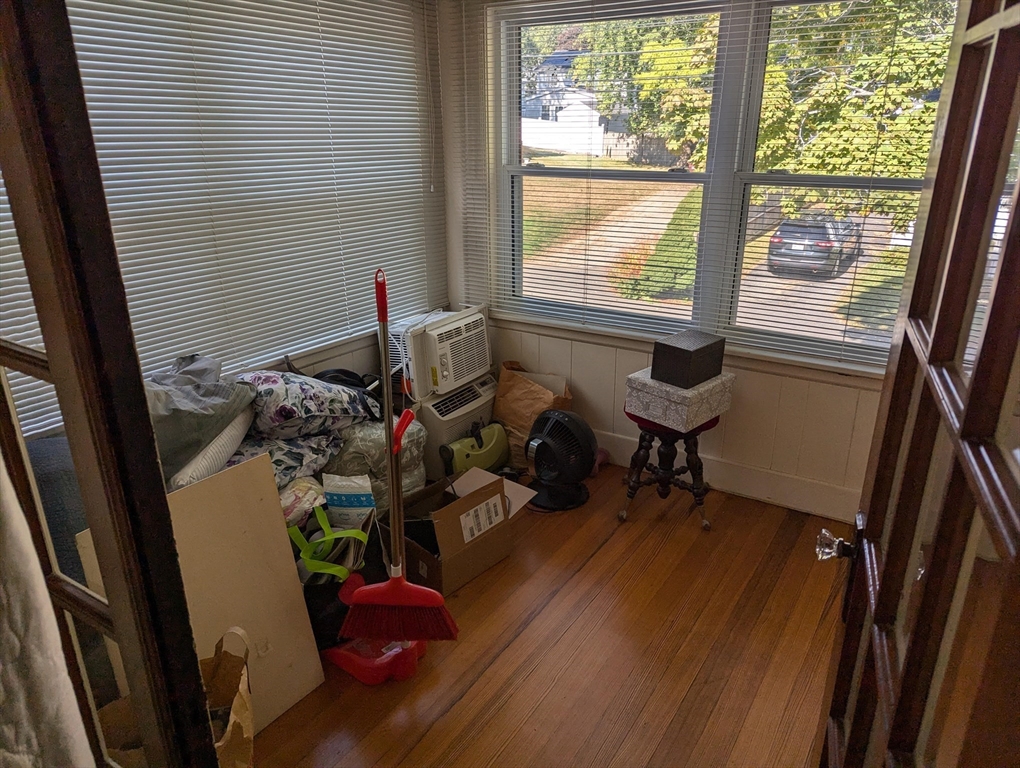 105 Commonwealth Ave