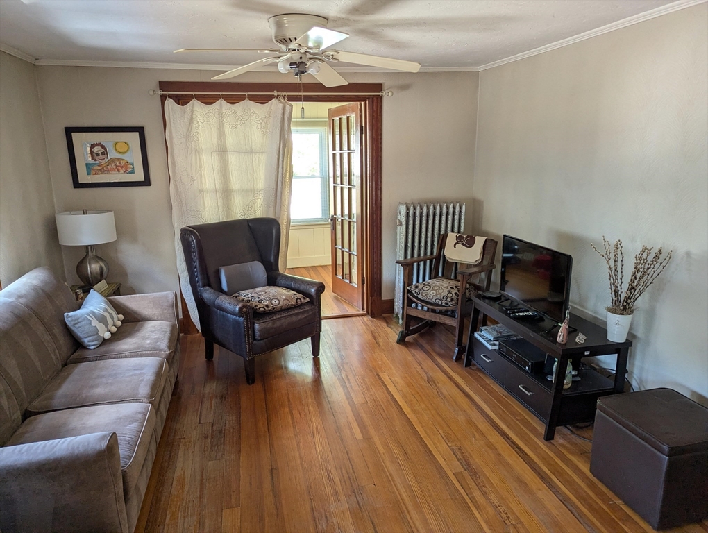 105 Commonwealth Ave