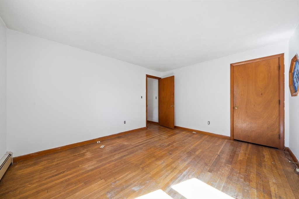 235 Lakewood Dr
