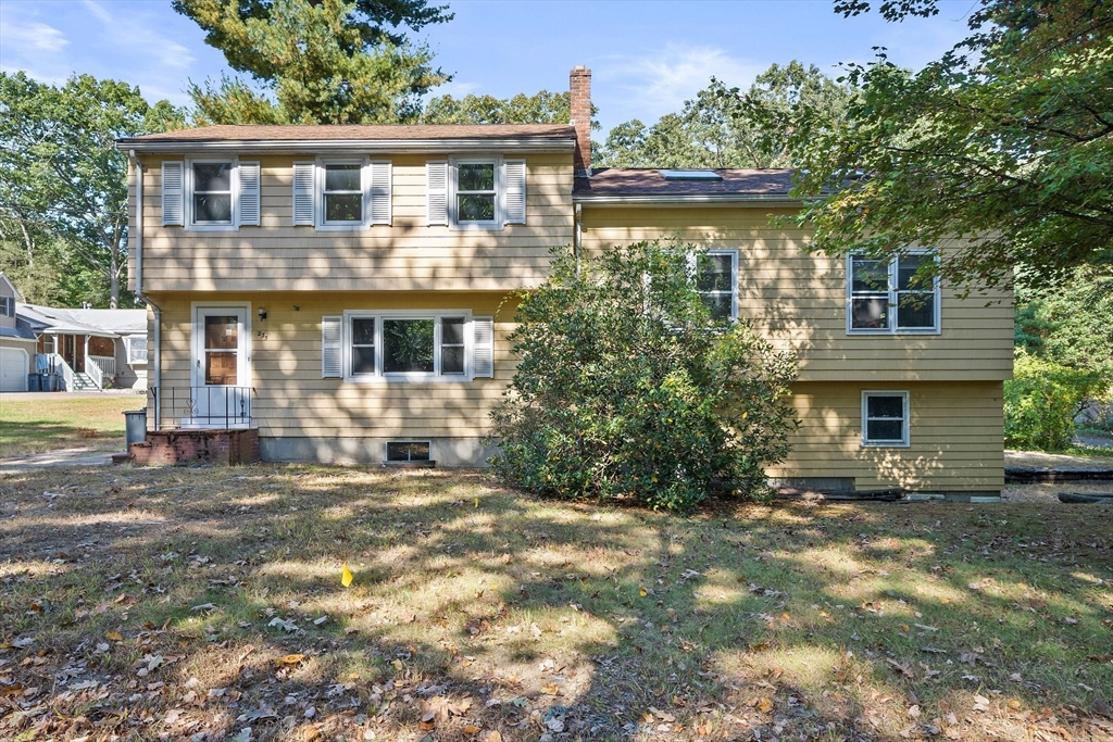 235 Lakewood Dr