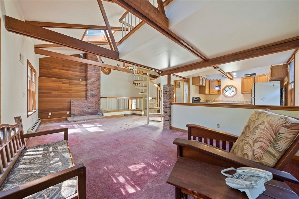 235 Lakewood Dr