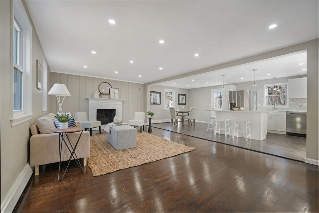 26 Oak St
