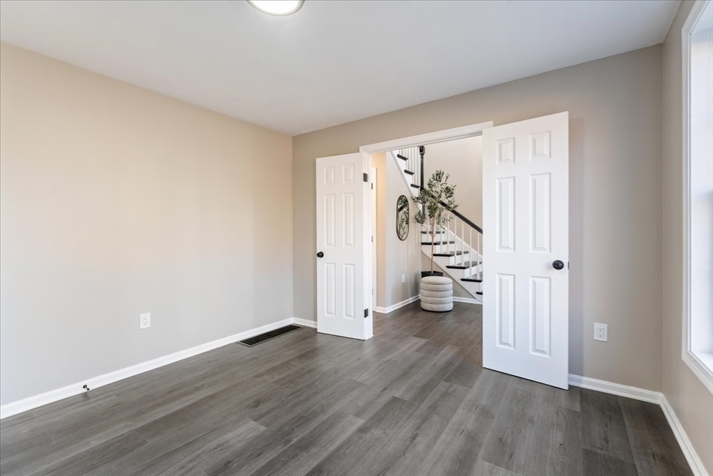 20 Melendy Ave