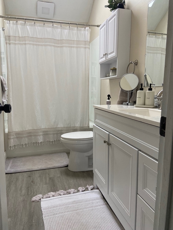 85 Mulberry St # 3
