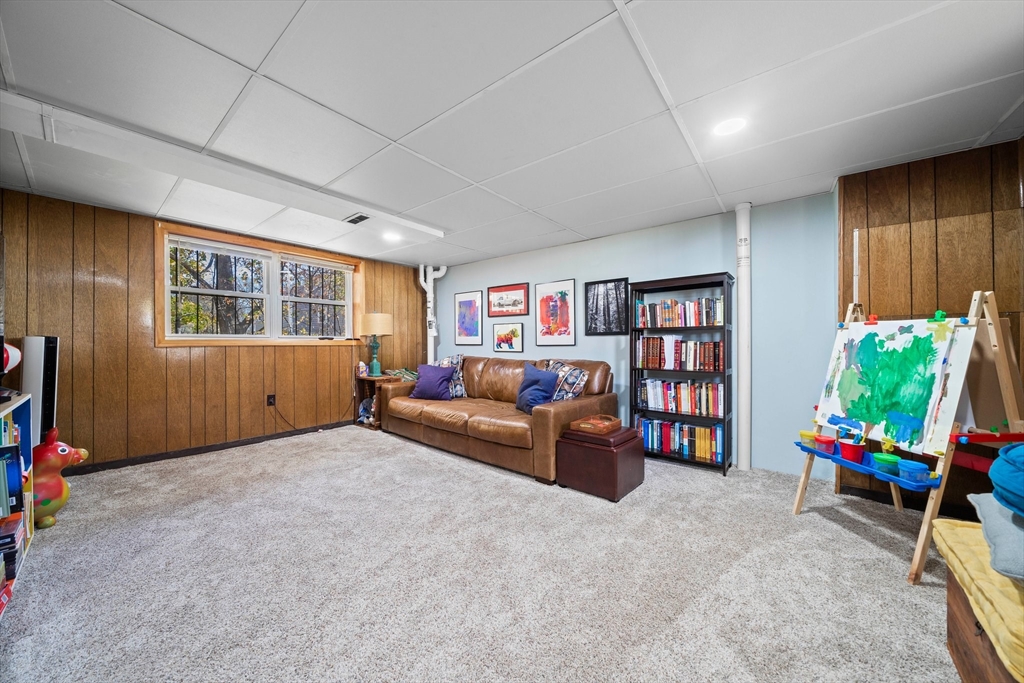 14 Daniel Ct