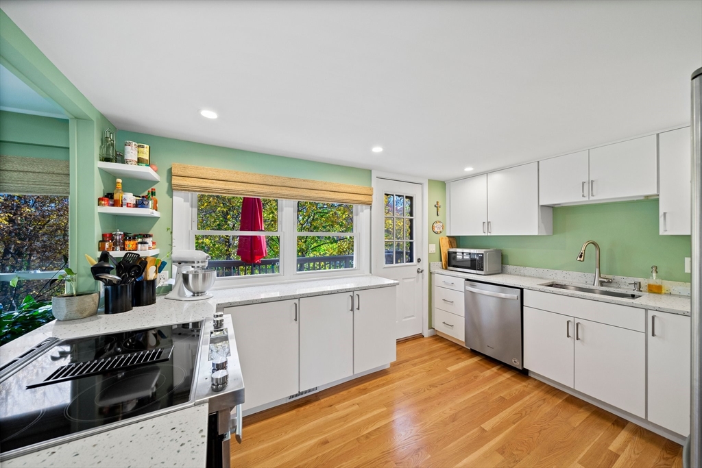14 Daniel Ct