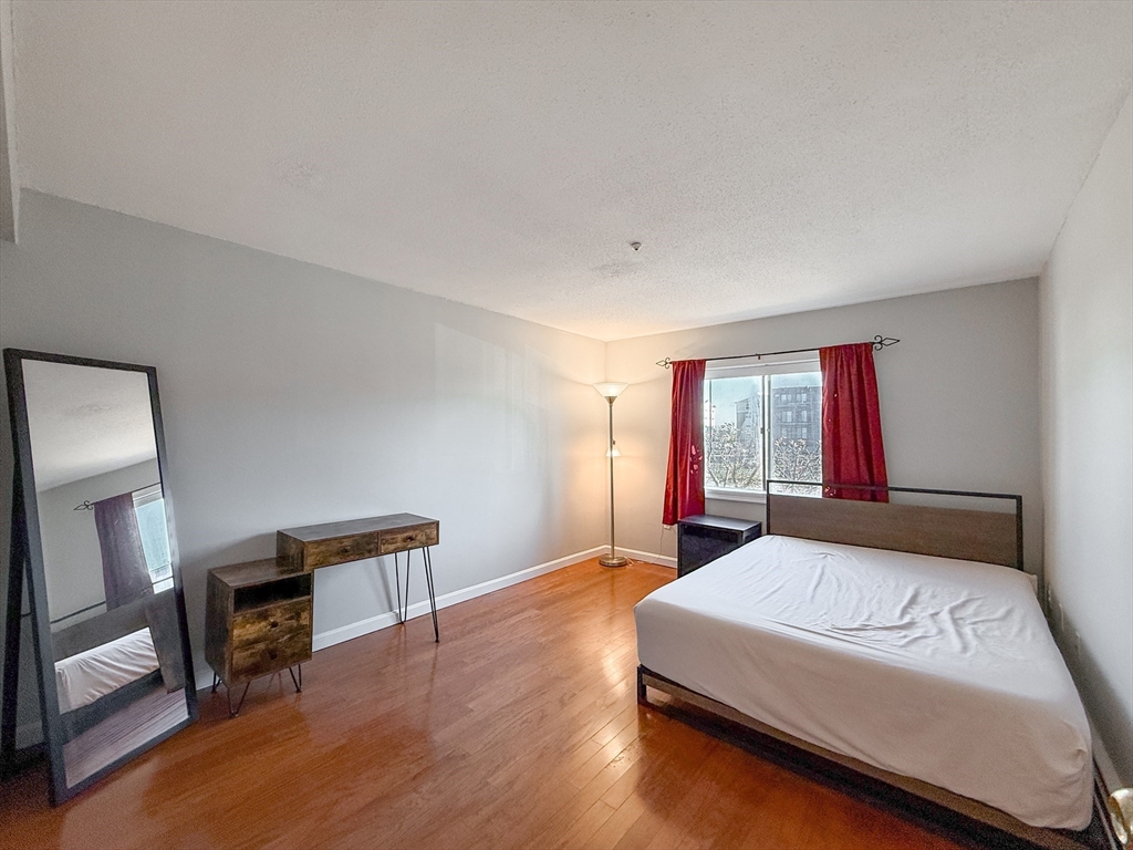 175 Ward St # 40