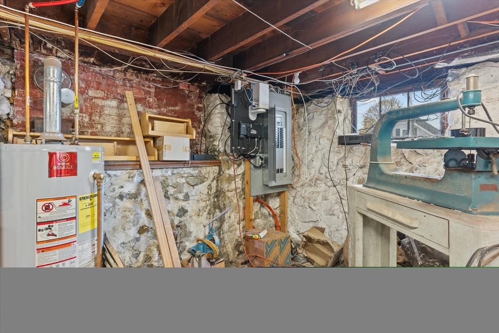 49 Pendexter Street