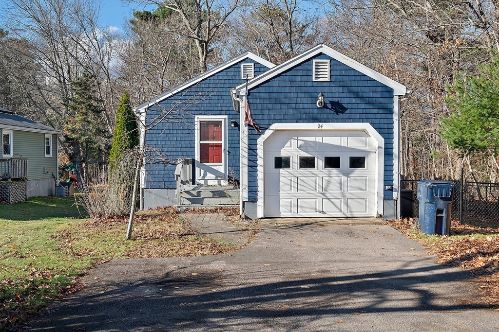24 Woodland Rd