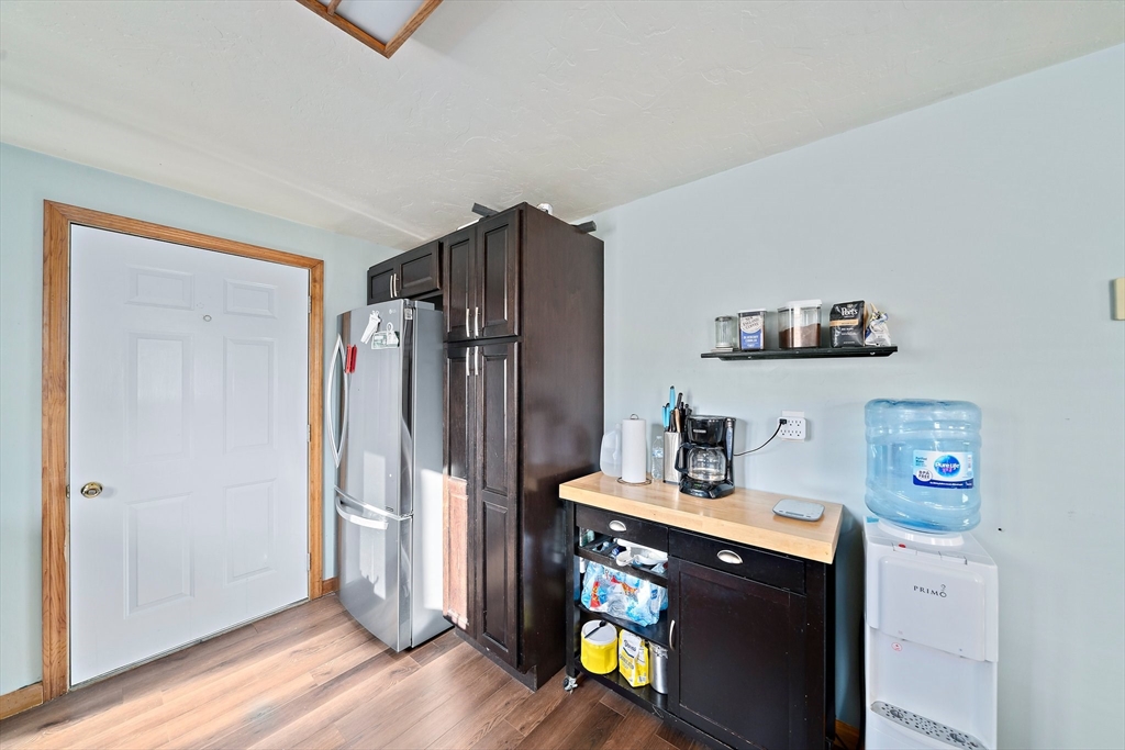 24 Woodland Rd