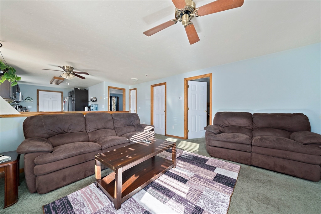 24 Woodland Rd