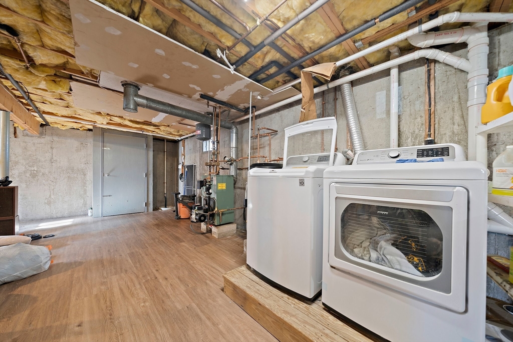 24 Woodland Rd