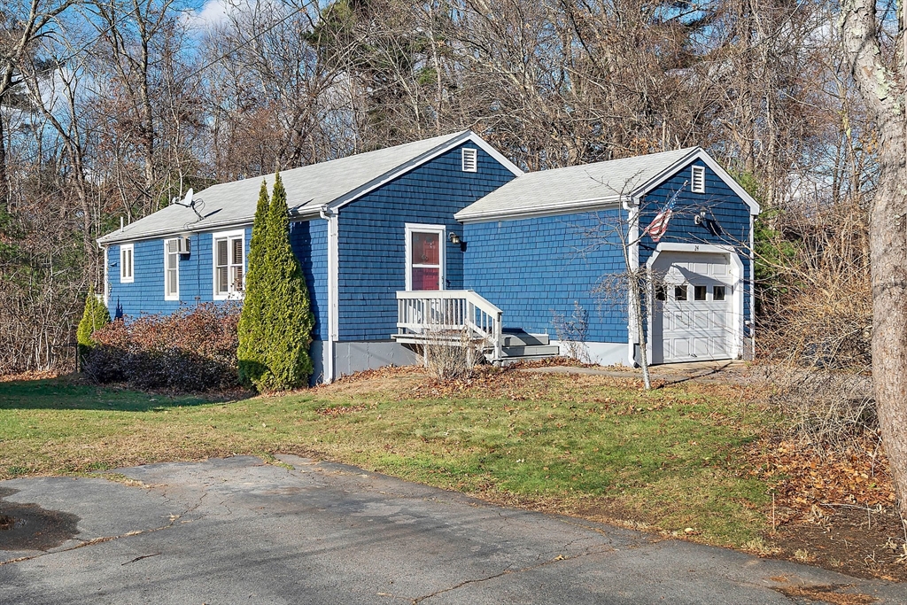 24 Woodland Rd