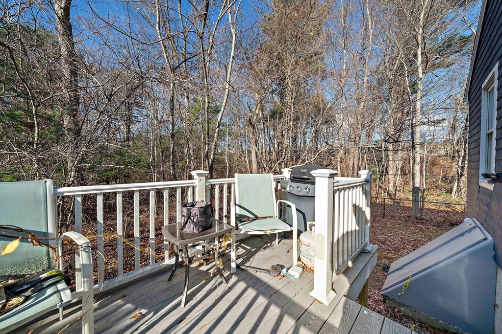 24 Woodland Rd