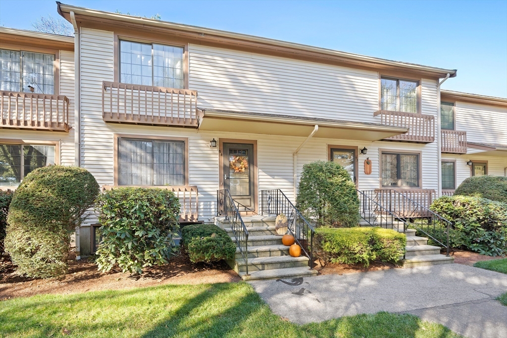 489 Turnpike Street # 4 Unit: 5-4